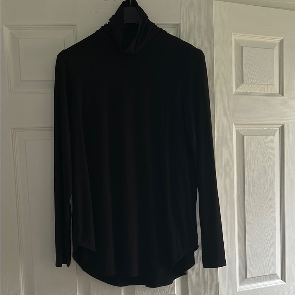 Karen Kane Black Long Sleeve Tunic Top